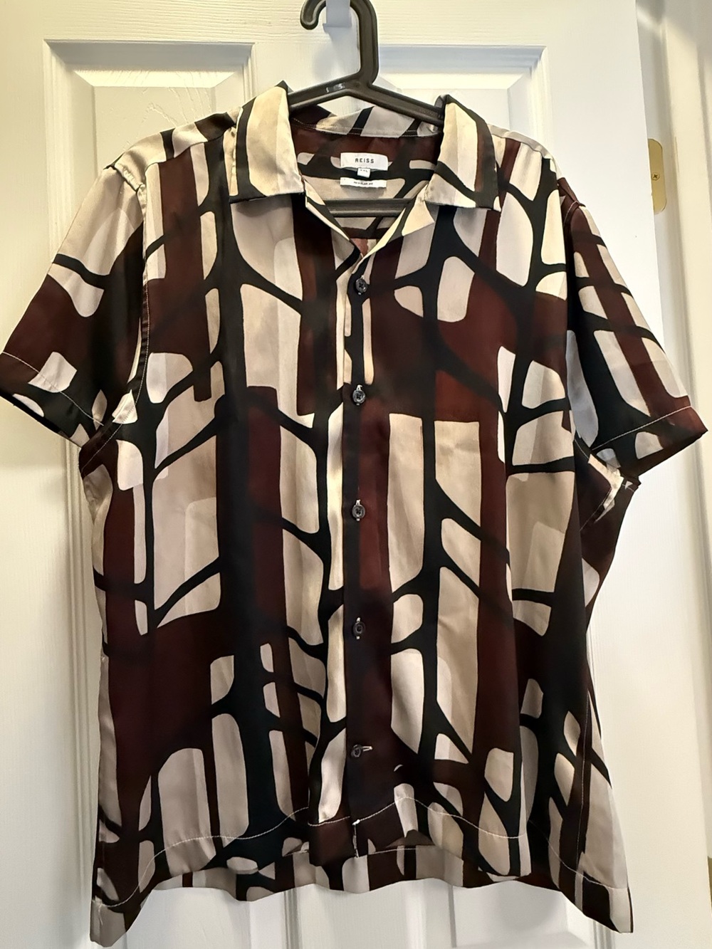 Reiss Men’s Short-Sleeve Abstract Grid Shirt in Brown and Cream